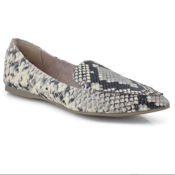 Steve Madden Snakeskin Flats - Picture 2 of 4